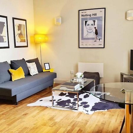 Fabulous Notting Hill Spacious Studio Apartment 런던 외부 사진