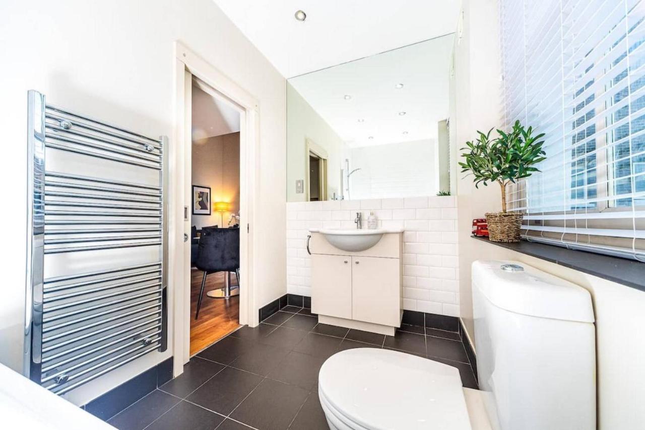Fabulous Notting Hill Spacious Studio Apartment 런던 외부 사진