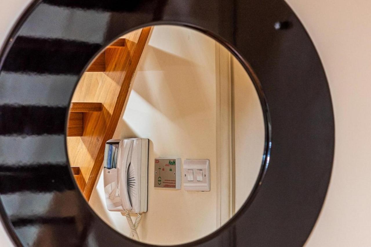 Fabulous Notting Hill Spacious Studio Apartment 런던 외부 사진